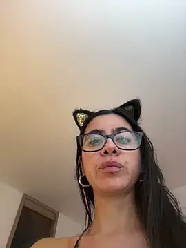 Amadamar56 online show from November 1, 2025, 2:13 am