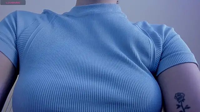 KaiaFerreira online show from November 23, 2025, 12:38 pm