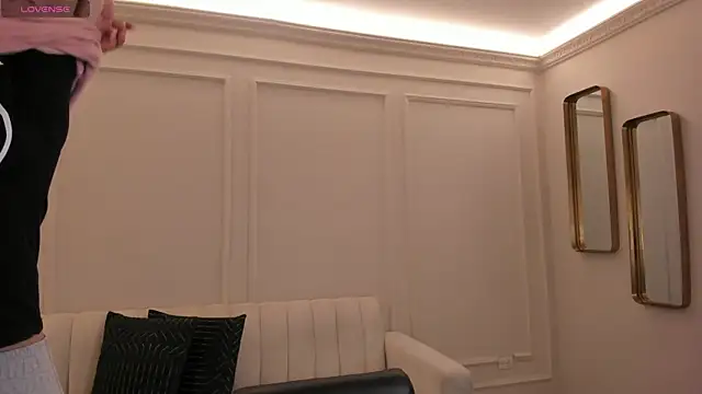 KaiaFerreira online show from January 12, 2026, 12:32 pm