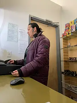 jr91esl online show from February 20, 2025, 4:14 pm