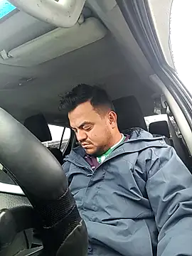 Snapshot of TheBriiaand30 chatting on October 13, 2025, 12:05 pm TheBriiaand30 online show from October 13, 2025, 12:05 pm