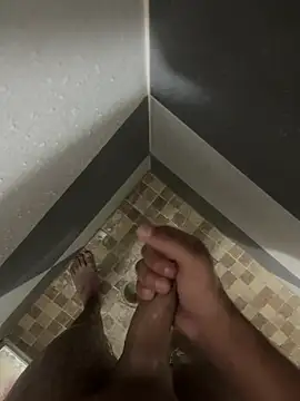 mylovetr1 online show from December 19, 2024, 5:29 am