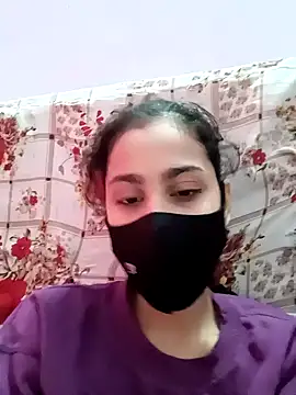 Snapshot of magicmoment00786 chatting on December 2, 2024, 10:28 am magicmoment00786 online show from December 2, 2024, 10:28 am