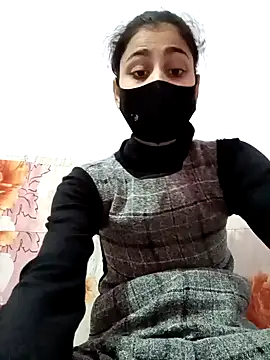 Snapshot of magicmoment00786 chatting on December 27, 2024, 9:28 am magicmoment00786 online show from December 27, 2024, 9:28 am