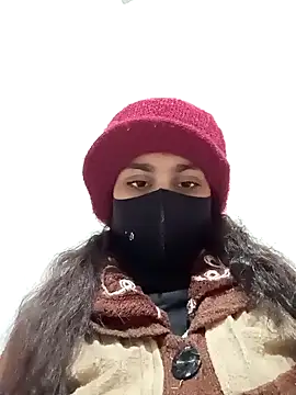 Snapshot of magicmoment00786 chatting on December 31, 2024, 4:35 pm magicmoment00786 online show from December 31, 2024, 4:35 pm