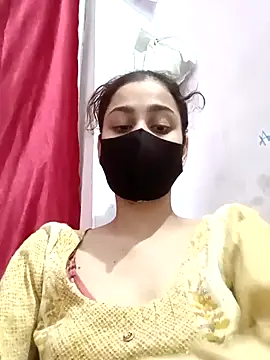 Snapshot of magicmoment00786 chatting on September 9, 2025, 1:21 pm magicmoment00786 online show from September 9, 2025, 1:21 pm