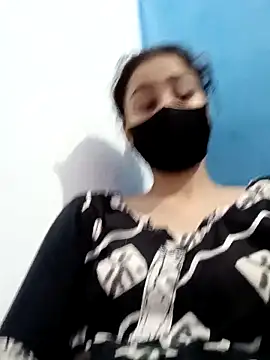 Snapshot of magicmoment00786 chatting on September 23, 2025, 7:55 am magicmoment00786 online show from September 23, 2025, 7:55 am