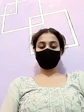 Snapshot of magicmoment00786 chatting on September 26, 2025, 2:32 pm magicmoment00786 online show from September 26, 2025, 2:32 pm