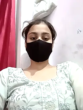 Snapshot of magicmoment00786 chatting on September 27, 2025, 4:12 pm magicmoment00786 online show from September 27, 2025, 4:12 pm