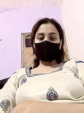 Snapshot of magicmoment00786 chatting on November 6, 2025, 7:42 am magicmoment00786 online show from November 6, 2025, 7:42 am