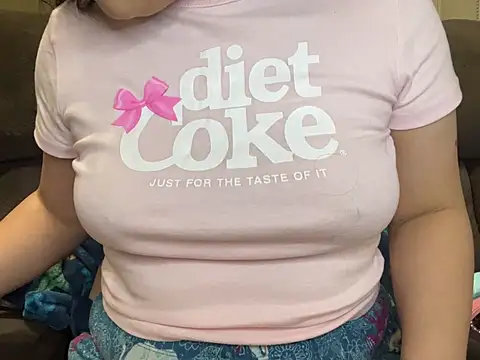 Snapshot of Tinytink chatting on January 20, 2025, 1:32 pm Tinytink online show from January 20, 2025, 1:32 pm