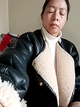 miaomiao520 online show from December 21, 2024, 4:30 am