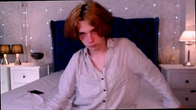 Snapshot of iwillfall chatting on September 13, 2025, 10:09 pm iwillfall online show from September 13, 2025, 10:09 pm