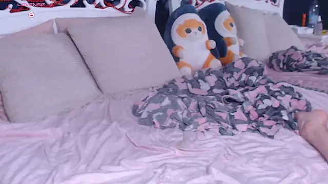 Snapshot of iwillfall chatting on January 7, 2026, 4:04 am iwillfall online show from January 7, 2026, 4:04 am