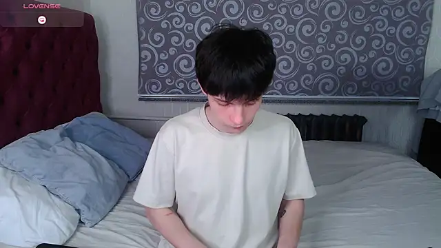 iwillfall online show from April 4, 2026, 3:38 am