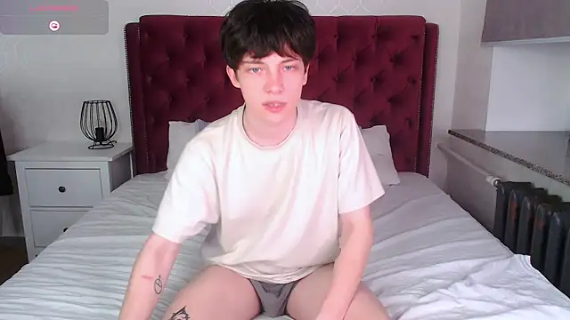 iwillfall online show from April 15, 2026, 9:15 pm