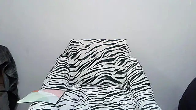 Snapshot of kisandgioni chatting on March 7, 2025, 4:00 pm kisandgioni online show from March 7, 2025, 4:00 pm