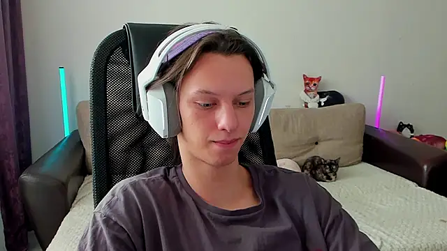 Ostin meow online show from February 21, 2026, 10:16 am