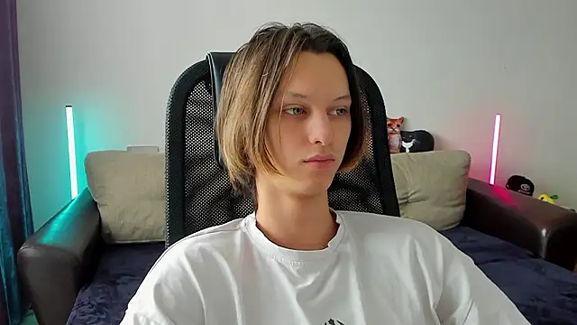 Ostin meow online show from March 24, 2026, 9:36 am