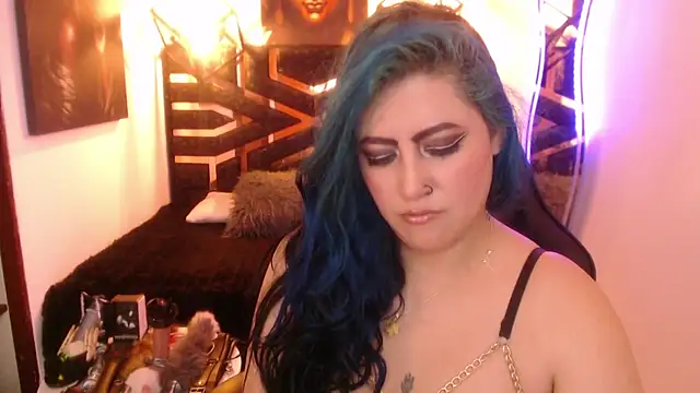 Snapshot of scarleth_blue chatting on May 29, 2026, 4:32 am scarleth blue online show from May 29, 2026, 4:32 am