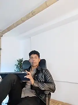 Snapshot of wagz chatting on October 31, 2025, 1:12 pm wagz online show from October 31, 2025, 1:12 pm