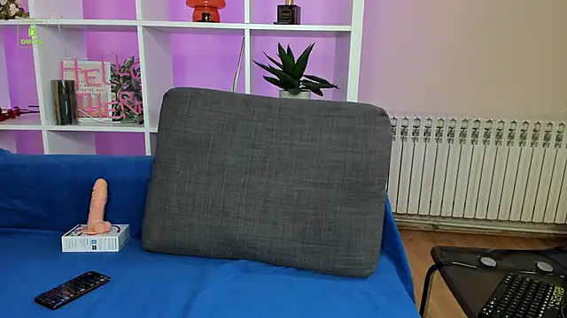 Perry Knight online show from February 22, 2025, 6:06 am