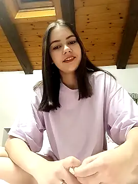 Snapshot of ella_grays chatting on December 2, 2024, 8:11 pm ella grays online show from December 2, 2024, 8:11 pm