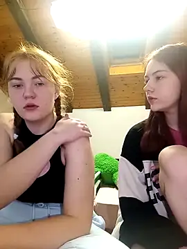 Snapshot of ella_grays chatting on February 26, 2025, 7:05 pm ella grays online show from February 26, 2025, 7:05 pm