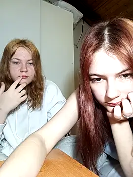 Snapshot of ella_grays chatting on March 9, 2025, 7:48 pm ella grays online show from March 9, 2025, 7:48 pm