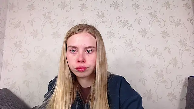 Snapshot of sofiaa_here chatting on May 12, 2026, 11:57 pm sofiaa here online show from May 12, 2026, 11:57 pm