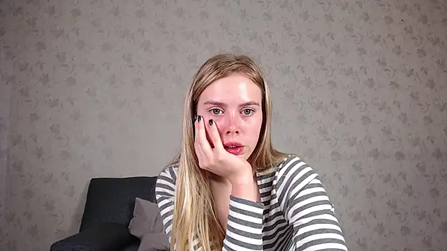 Snapshot of sofiaa_here chatting on May 26, 2026, 11:56 pm sofiaa here online show from May 26, 2026, 11:56 pm