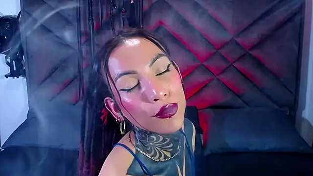 venus goldenblack online show from December 3, 2024, 11:01 am