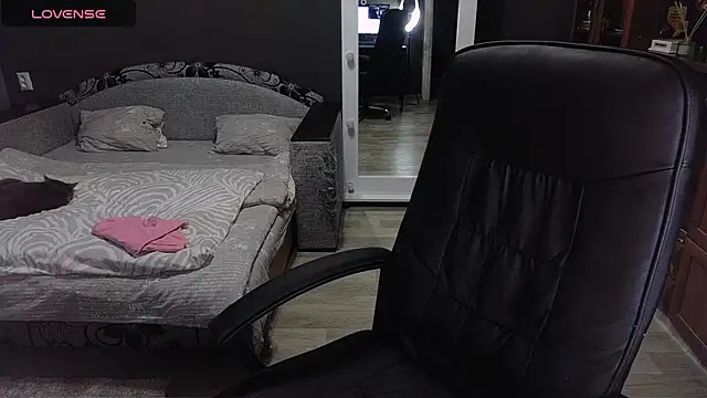 Aria Dl online show from November 8, 2025, 11:54 am