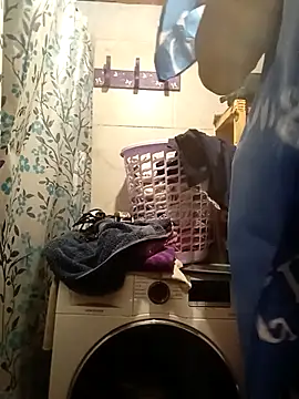 Snapshot of FlacoDani chatting on February 11, 2026, 4:56 pm FlacoDani online show from February 11, 2026, 4:56 pm