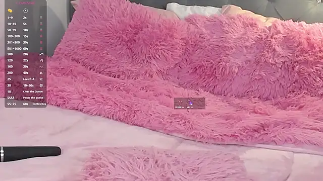 Snapshot of Miah_hilton2 chatting on September 12, 2025, 12:44 am Miah hilton2 online show from September 12, 2025, 12:44 am