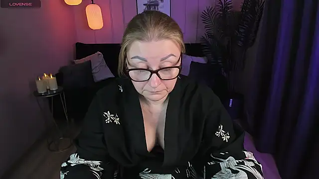 AlexandraKind online show from January 21, 2025, 2:43 am