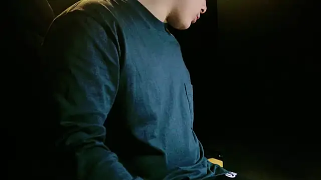 Snapshot of undo-busoku69 chatting on January 16, 2025, 5:55 pm undo-busoku69 online show from January 16, 2025, 5:55 pm