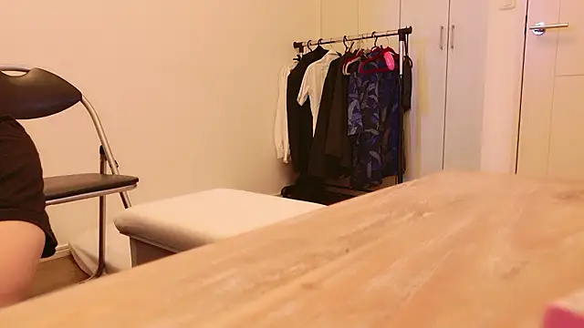 Snapshot of undo-busoku69 chatting on September 14, 2025, 4:55 am undo-busoku69 online show from September 14, 2025, 4:55 am