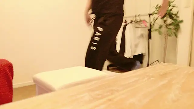 Snapshot of undo-busoku69 chatting on November 20, 2025, 6:02 am undo-busoku69 online show from November 20, 2025, 6:02 am