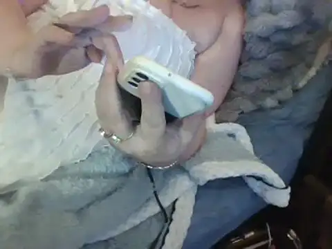 housewife shantie online show from March 21, 2025, 7:33 am