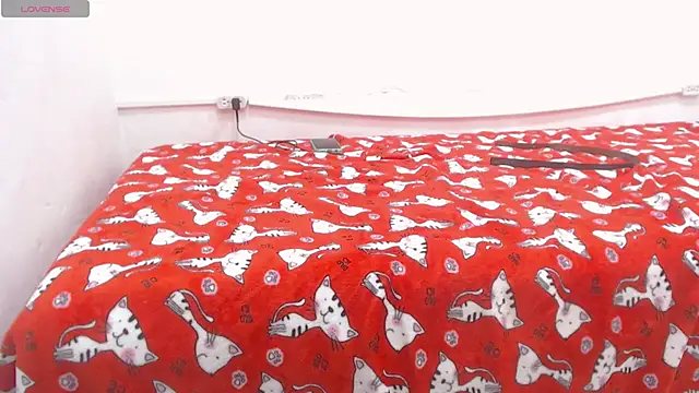 Snapshot of lulu_25_ chatting on December 16, 2024, 11:22 am lulu 25 online show from December 16, 2024, 11:22 am