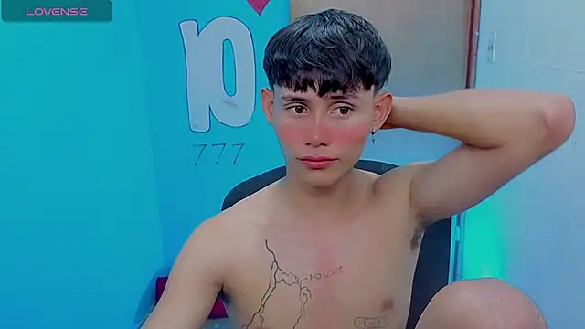 tanjiro cute online show from April 15, 2026, 2:40 am