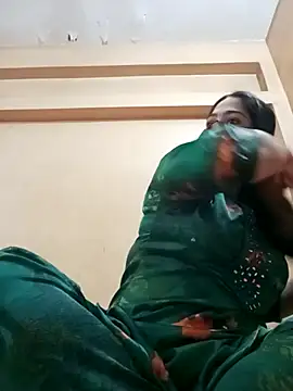 Magical Girl- online show from February 4, 2025, 9:49 am