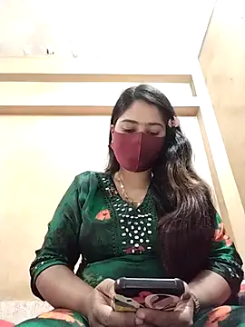 Magical Girl- online show from February 28, 2025, 9:04 am