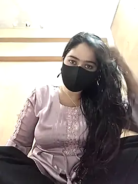 Magical Girl- online show from October 8, 2025, 3:37 am