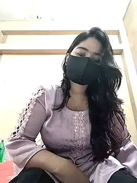 Magical Girl- online show from November 14, 2025, 3:38 am