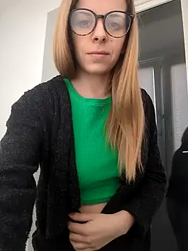 TerrasWildlife online show from February 17, 2025, 3:53 pm