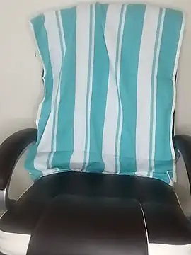 Sexy Radhikaa online show from March 4, 2026, 6:25 pm