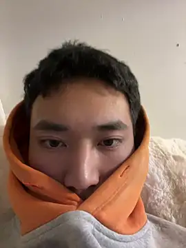 lilywithpuppy online show from March 8, 2026, 12:30 am