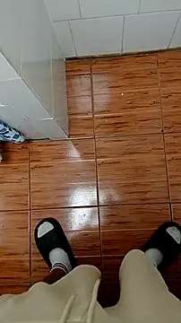 tula chyk online show from March 12, 2026, 6:03 pm